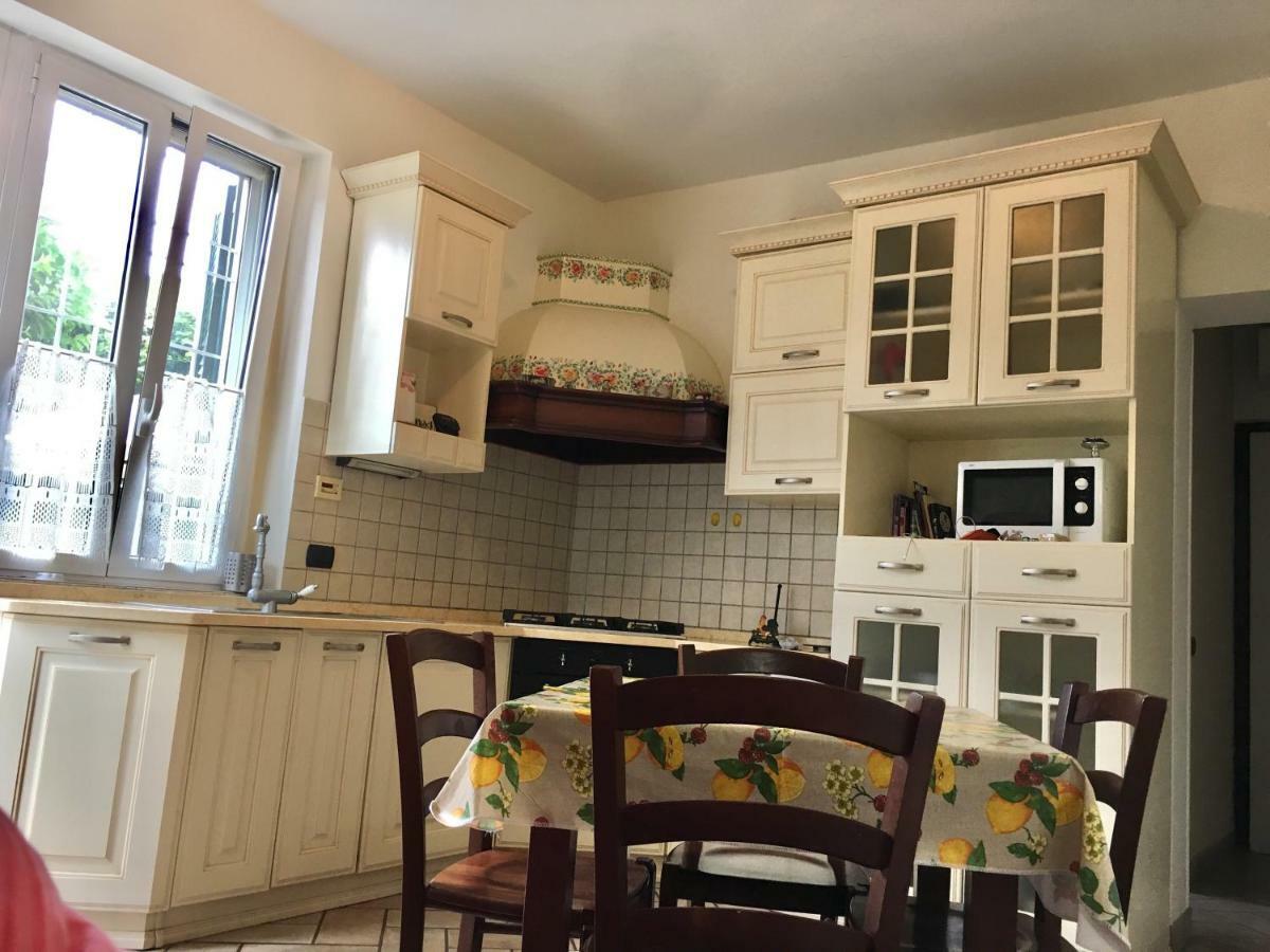 Appia Park Apartament 10 Min Dal Colosseo Рим Экстерьер фото